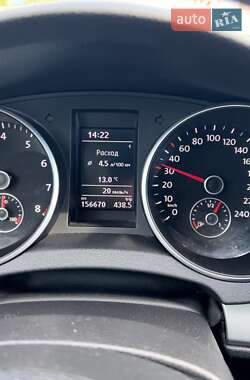 Хэтчбек Volkswagen Golf 2011 в 