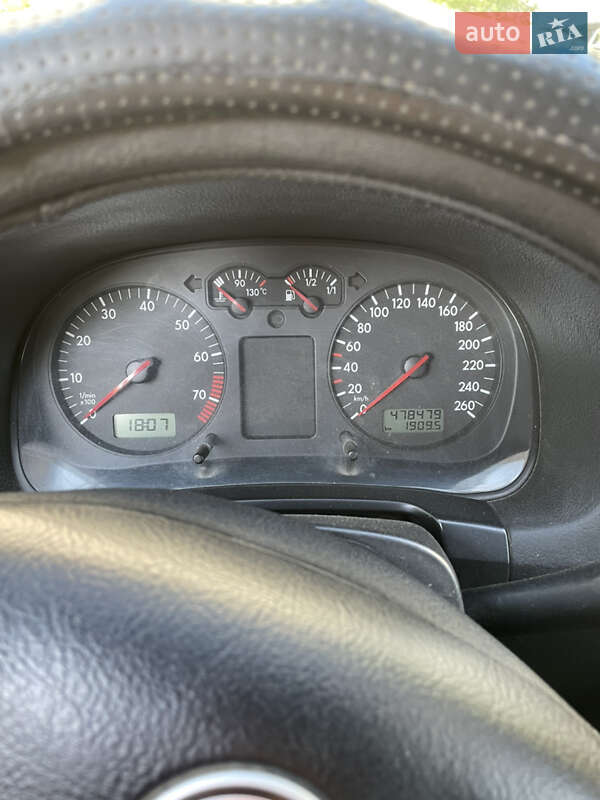 Универсал Volkswagen Golf 2002 в Киеве фото 17 Универсал Volkswagen Golf 2002 в Киеве