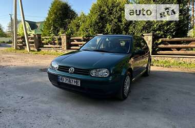 Хэтчбек Volkswagen Golf 1998 в Василькове