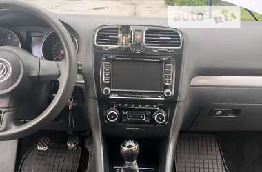 Хэтчбек Volkswagen Golf 2009 в Тернополе