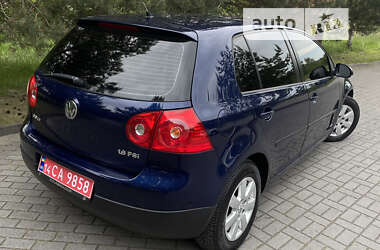 Хэтчбек Volkswagen Golf 2007 в Дрогобыче