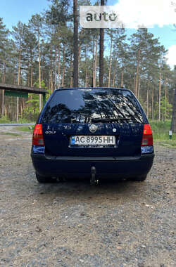 Универсал Volkswagen Golf 2000 в 