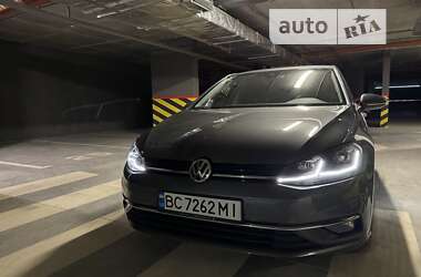 Хэтчбек Volkswagen Golf 2020 в Львове