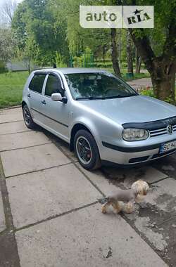 Хэтчбек Volkswagen Golf 2002 в Новом Роздоле