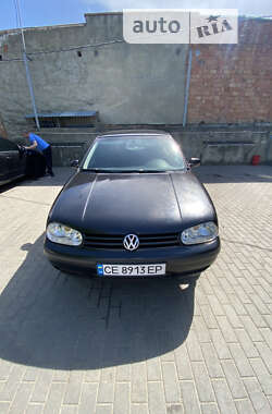 Хэтчбек Volkswagen Golf 2002 в Черновцах