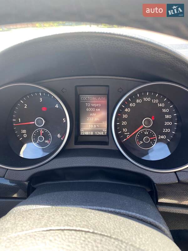 Универсал Volkswagen Golf 2011 в Полтаве