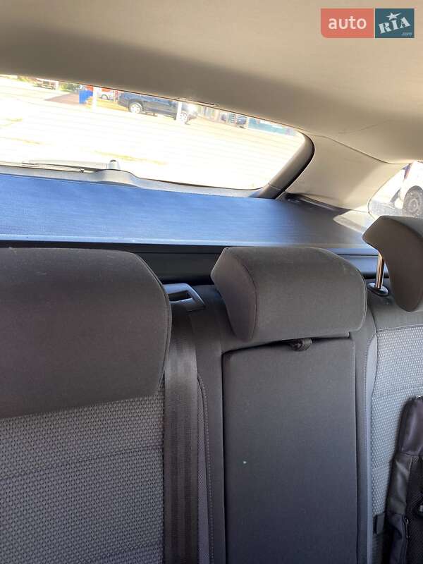 Универсал Volkswagen Golf 2011 в Полтаве