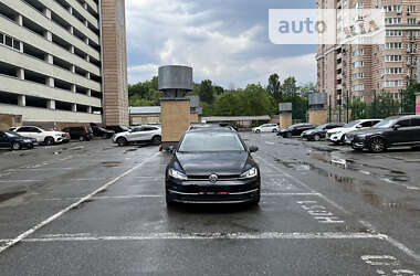 Універсал Volkswagen Golf 2018 в Києві