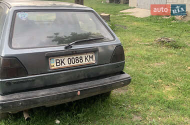 Хэтчбек Volkswagen Golf 1985 в Киверцах