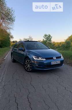 Хэтчбек Volkswagen Golf 2015 в Харькове