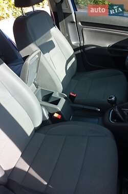 Универсал Volkswagen Golf 2010 в 