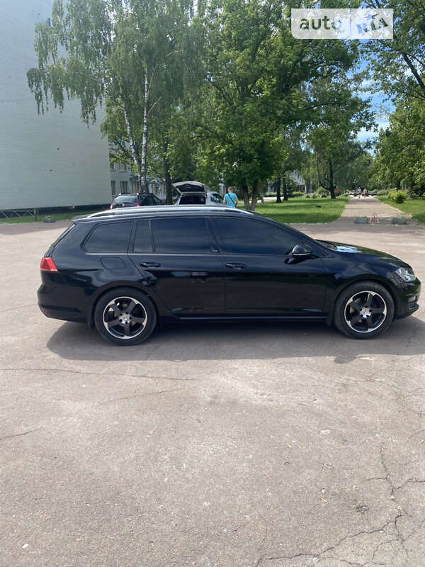 Універсал Volkswagen Golf 2017 в Чернігові фото 4 Універсал Volkswagen Golf 2017 в Чернігові