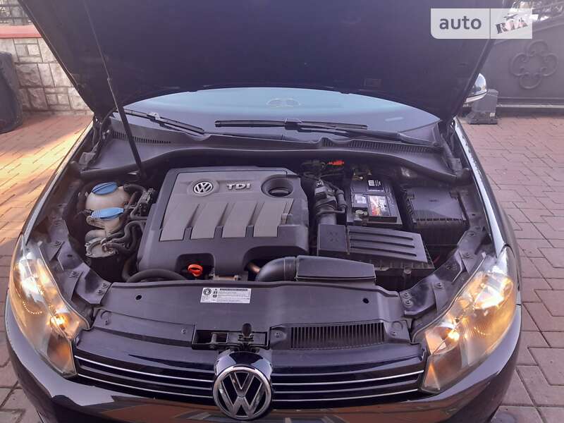 Универсал Volkswagen Golf 2010 в Хмельницком