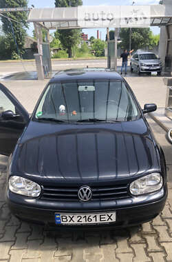 Хэтчбек Volkswagen Golf 2001 в Хмельницком