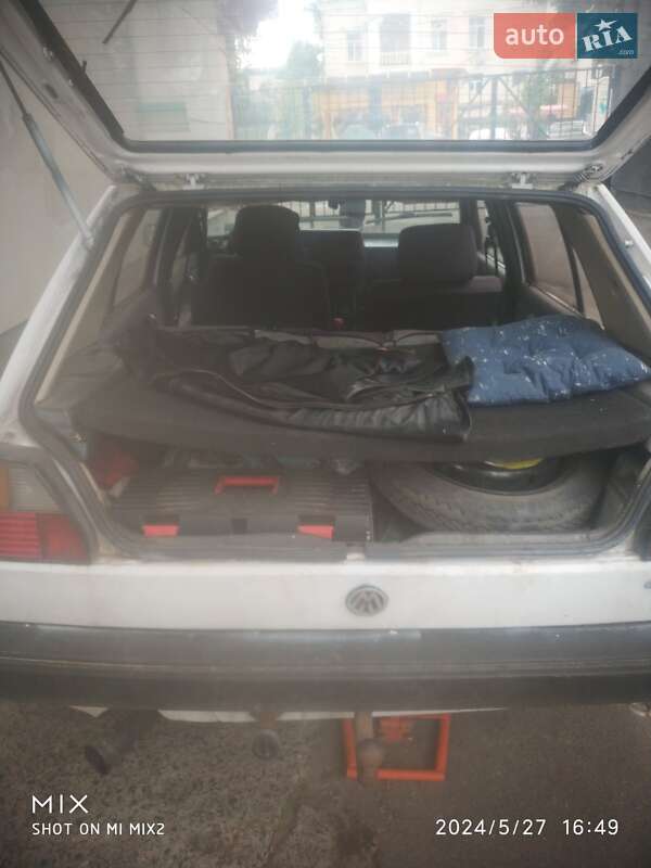 Хетчбек Volkswagen Golf 1988 в Хмельницькому