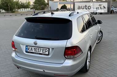 Універсал Volkswagen Golf 2013 в Дніпрі