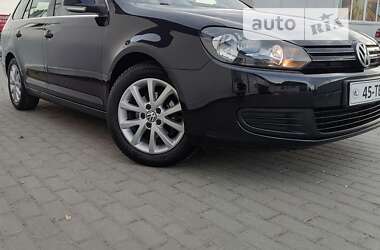 Універсал Volkswagen Golf 2010 в Стрию