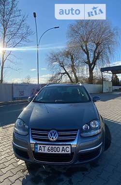 Универсал Volkswagen Golf 2008 в Снятине