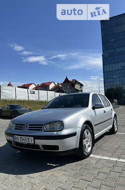 Хэтчбек Volkswagen Golf 2003 в Тернополе