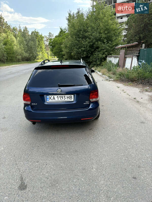 Универсал Volkswagen Golf 2011 в Киеве