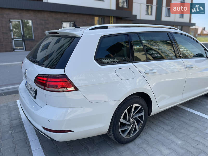 Универсал Volkswagen Golf 2017 в Ковеле