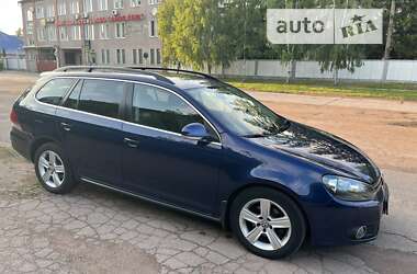 Универсал Volkswagen Golf 2010 в Коростене