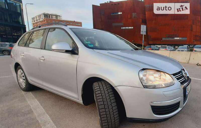 Универсал Volkswagen Golf 2008 в Залещиках