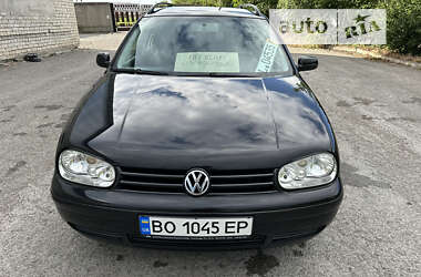 Универсал Volkswagen Golf 2004 в Бучаче