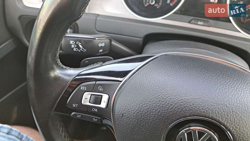 Хэтчбек Volkswagen Golf 2016 в Луцке фото 40 Хэтчбек Volkswagen Golf 2016 в Луцке