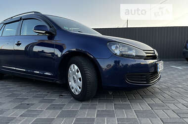 Універсал Volkswagen Golf 2009 в Києві