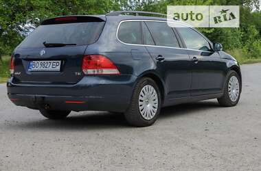 Универсал Volkswagen Golf 2009 в Гусятине