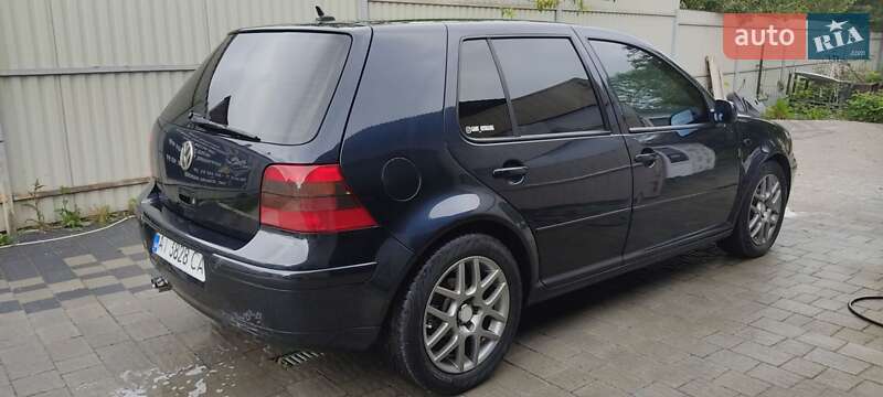 Хэтчбек Volkswagen Golf 1999 в Надворной