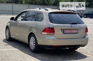 Універсал Volkswagen Golf 2008 в Луцьку