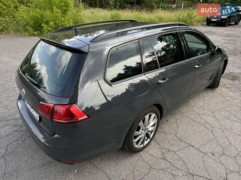 Универсал Volkswagen Golf 2013 в Киеве