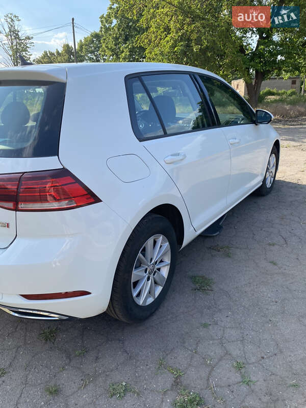 Хетчбек Volkswagen Golf 2018 в Кривому Розі