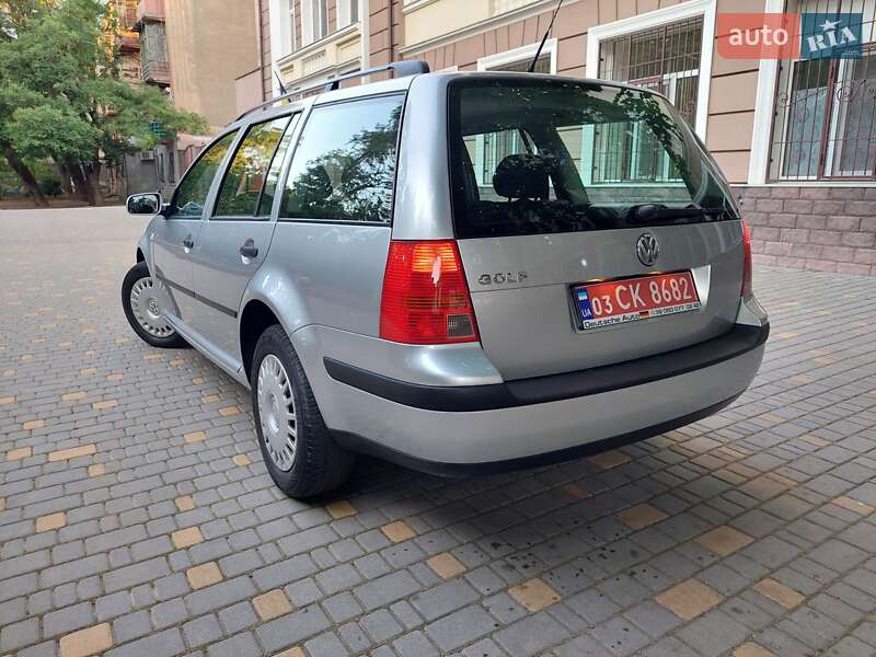 Универсал Volkswagen Golf 2002 в Одессе