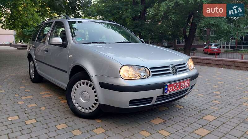Универсал Volkswagen Golf 2002 в Одессе