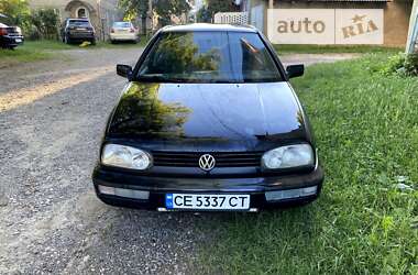 Хэтчбек Volkswagen Golf 1996 в Черновцах