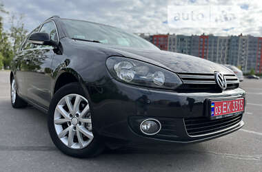 Універсал Volkswagen Golf 2010 в Києві