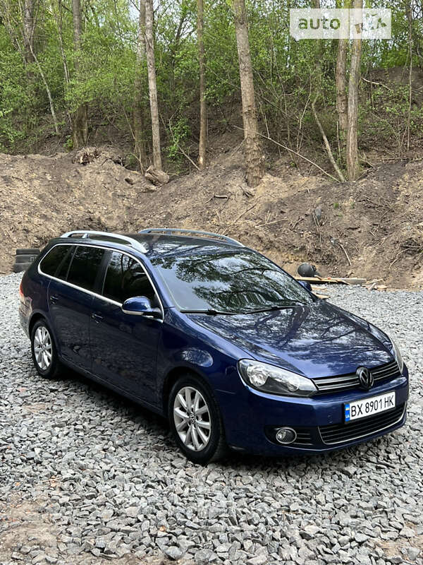 Универсал Volkswagen Golf 2010 в Хмельницком