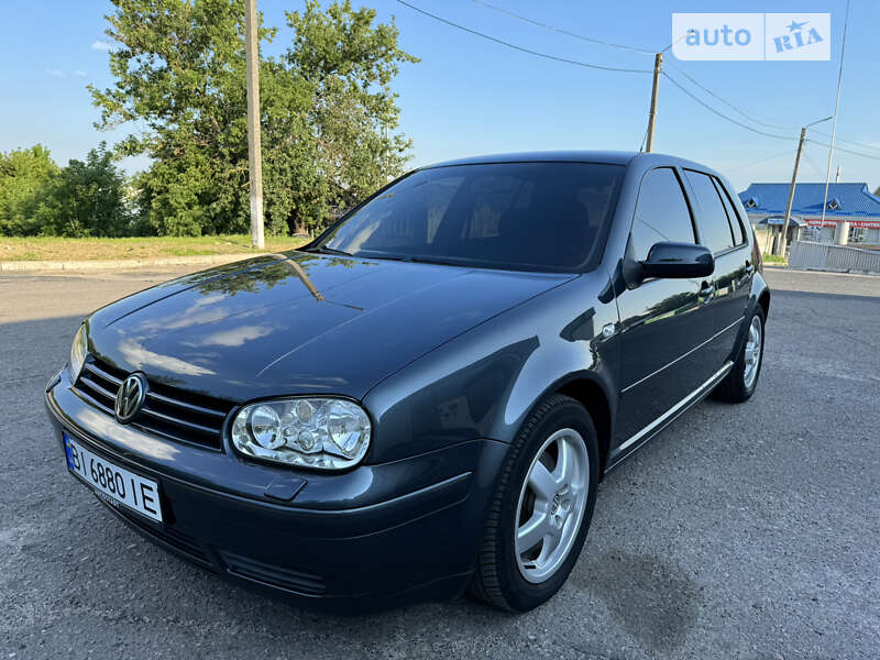 Хетчбек Volkswagen Golf 2003 в Кобеляках