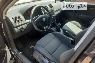 Хетчбек Volkswagen Golf 2008 в Калуші