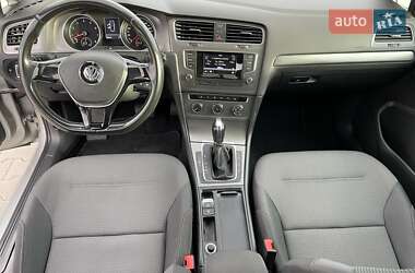 Хэтчбек Volkswagen Golf 2013 в Киеве