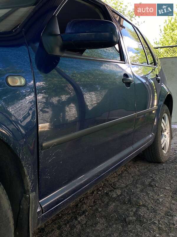 Хэтчбек Volkswagen Golf 1998 в Решетиловке