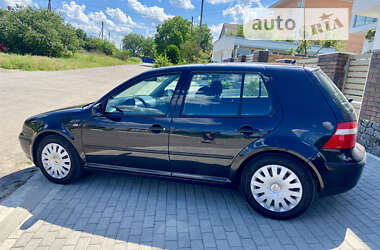 Хэтчбек Volkswagen Golf 2002 в Тульчине