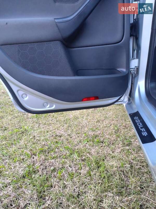 Универсал Volkswagen Golf 2008 в Ивано-Франковске