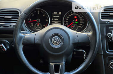 Универсал Volkswagen Golf 2010 в Ивано-Франковске