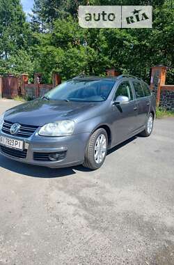 Универсал Volkswagen Golf 2008 в Буче