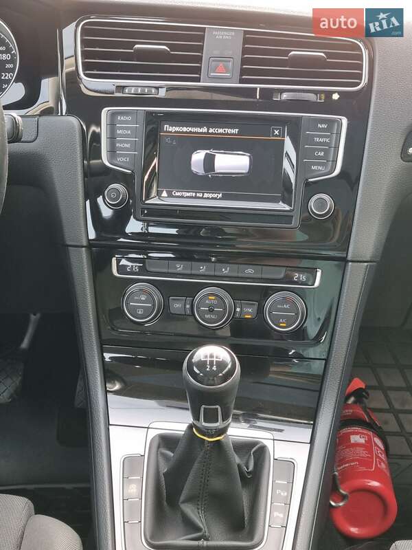 Универсал Volkswagen Golf 2015 в Виннице фото 24 Универсал Volkswagen Golf 2015 в Виннице