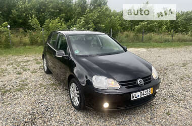 Хэтчбек Volkswagen Golf 2006 в Калуше